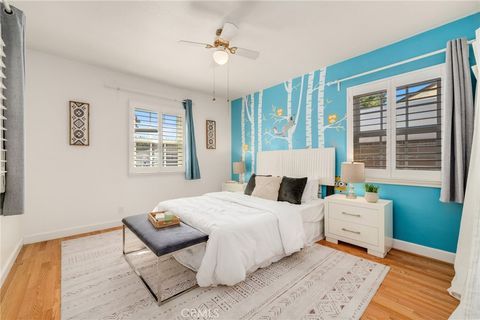 Tiny photo for 504 N Reese Place, Burbank, CA 91506 (MLS # GD26158161)