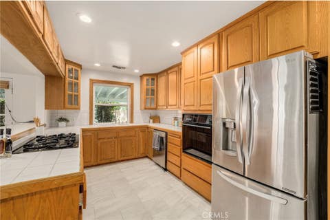 Tiny photo for 504 N Reese Place, Burbank, CA 91506 (MLS # GD26158161)