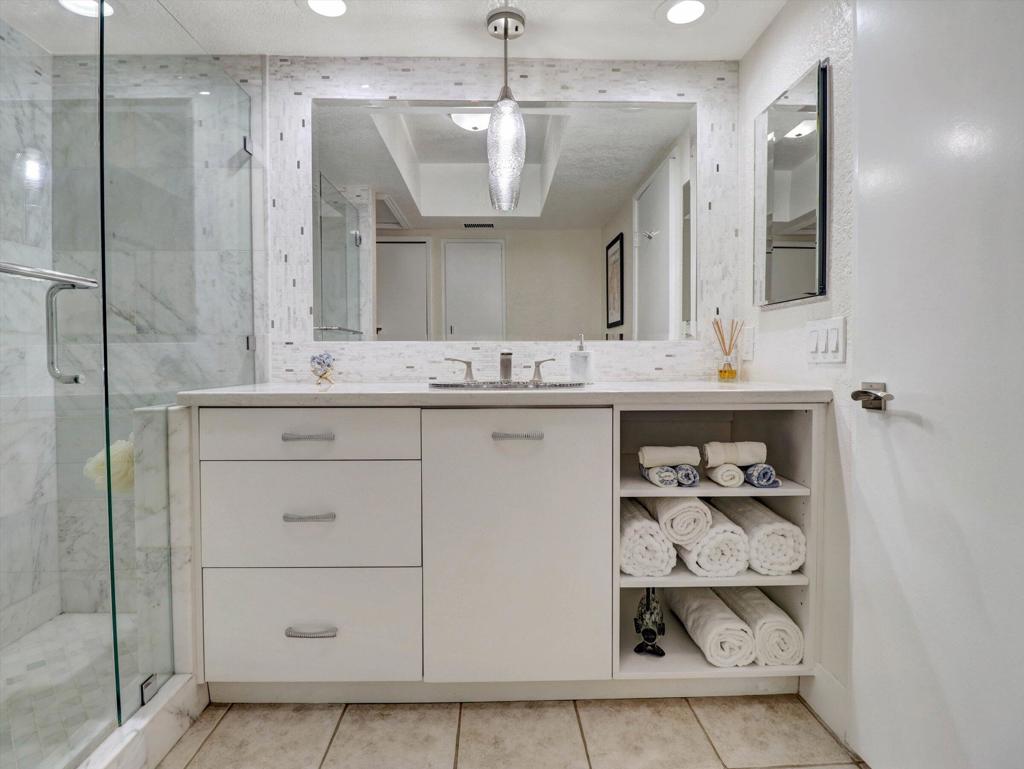 Woodhaven Country Cl - Residential Lease