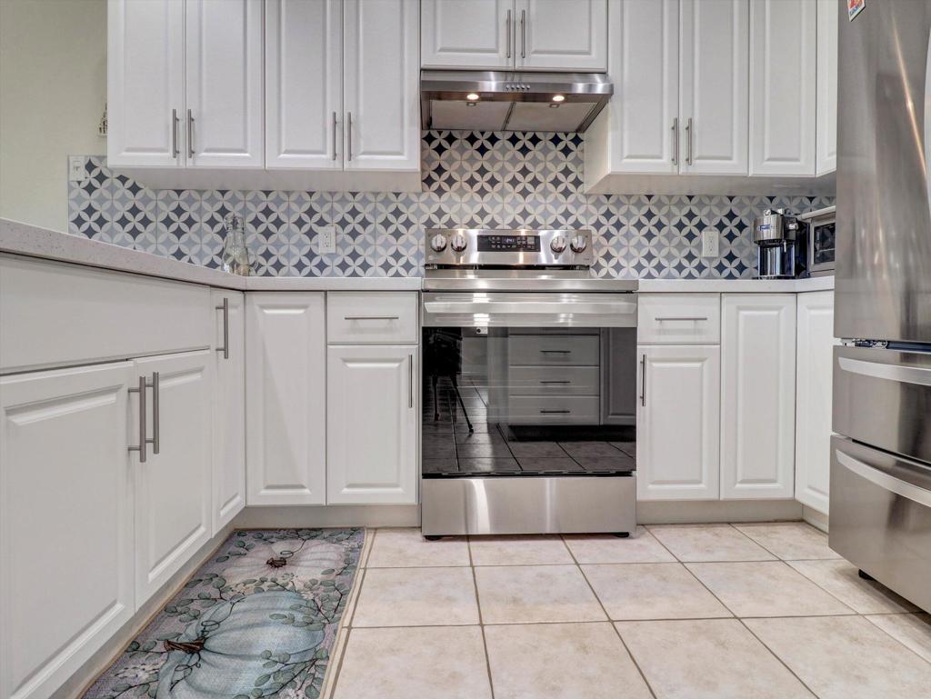 Woodhaven Country Cl - Residential Lease