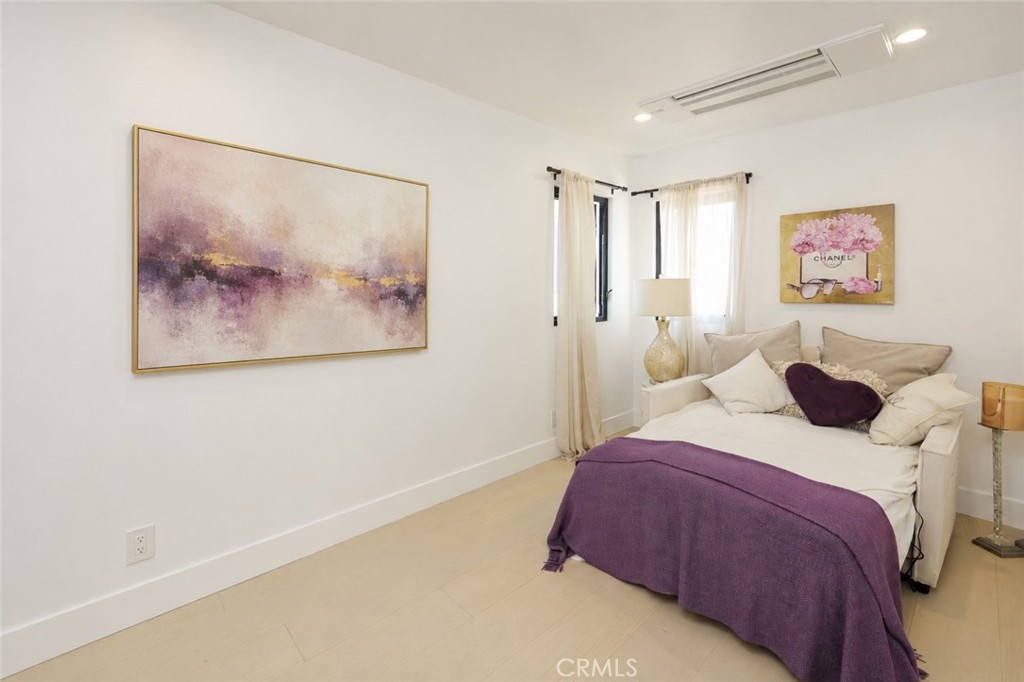 209 Via Koron, Newport Beach CA 92663 - Photo 35
