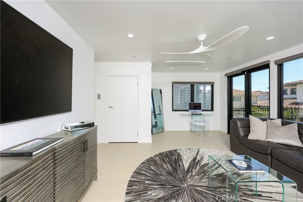 209 Via Koron, Newport Beach CA 92663 - Photo 39