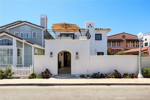 Photo of 209 Via Koron, Newport Beach, CA 92663 (MLS # OC26114999)