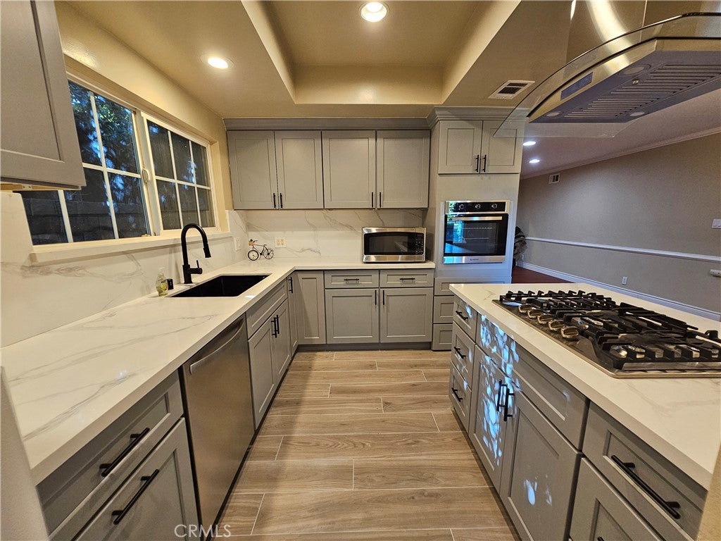273 Oakhurst