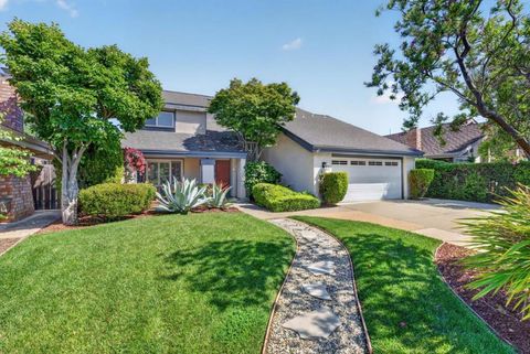Photo of 4141 Cranford Circle, San Jose, CA 95124 (MLS # ML82046297)