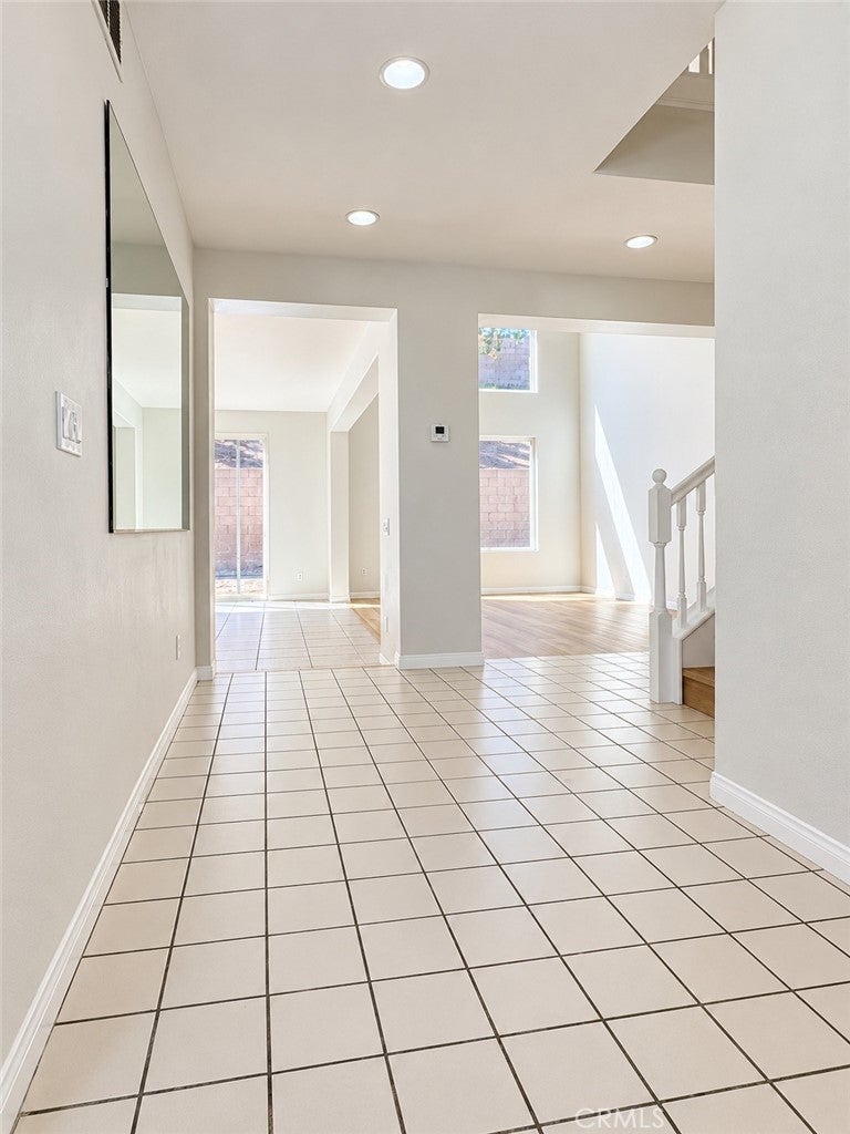38241 Hillcrest Drive