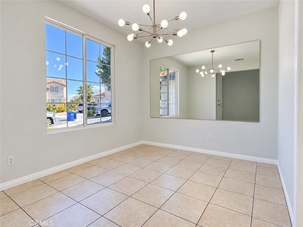 38241 Hillcrest Drive