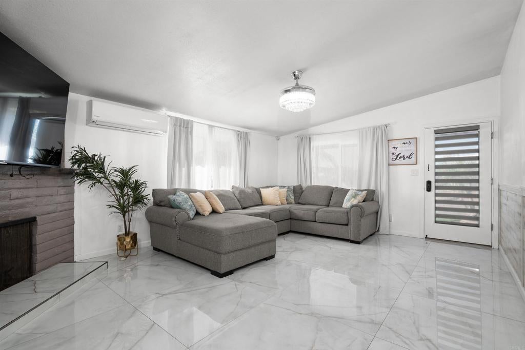 470 Jamul Ct