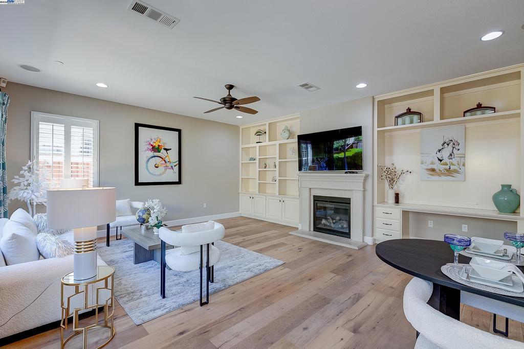 DUBLIN RANCH - Residential