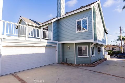 Tiny photo for 2215 Marshallfield Lane #A, Redondo Beach, CA 90278 (MLS # SB25232414)