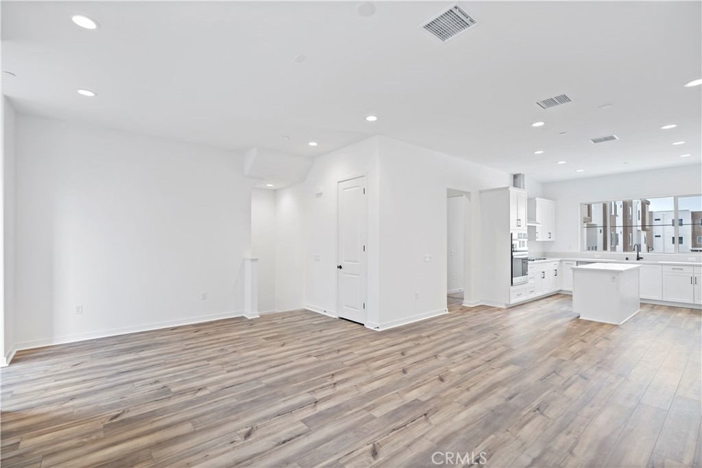 Polaris - Residential