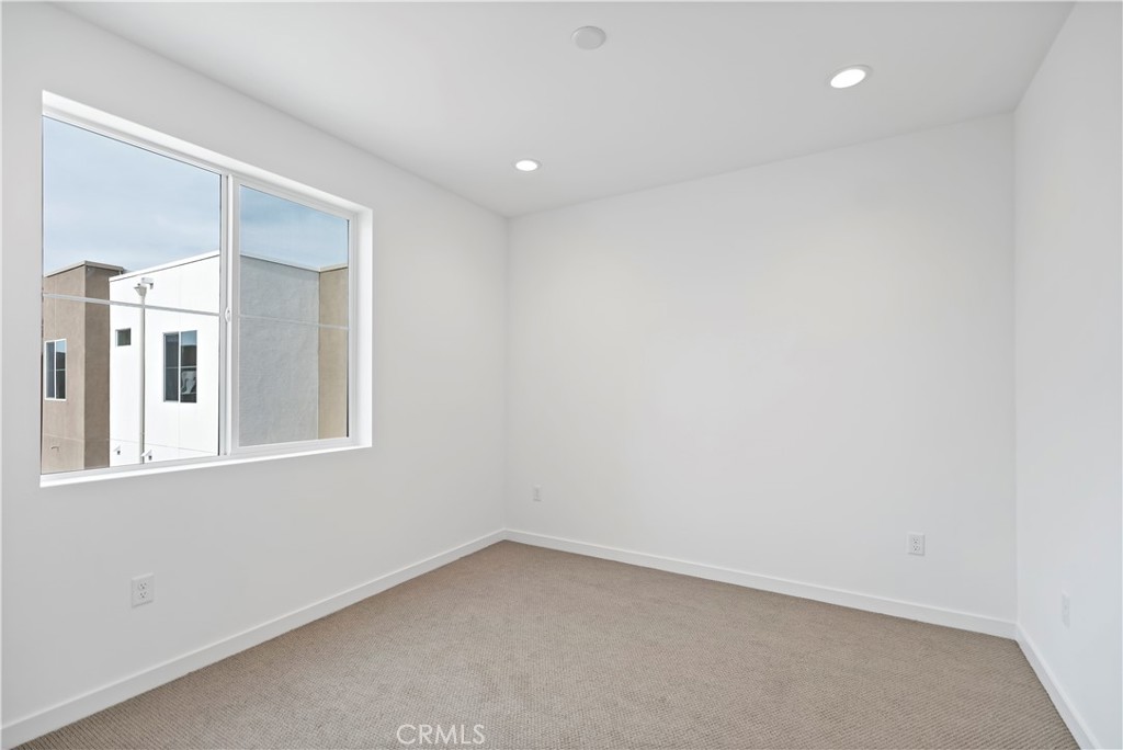 Polaris - Residential