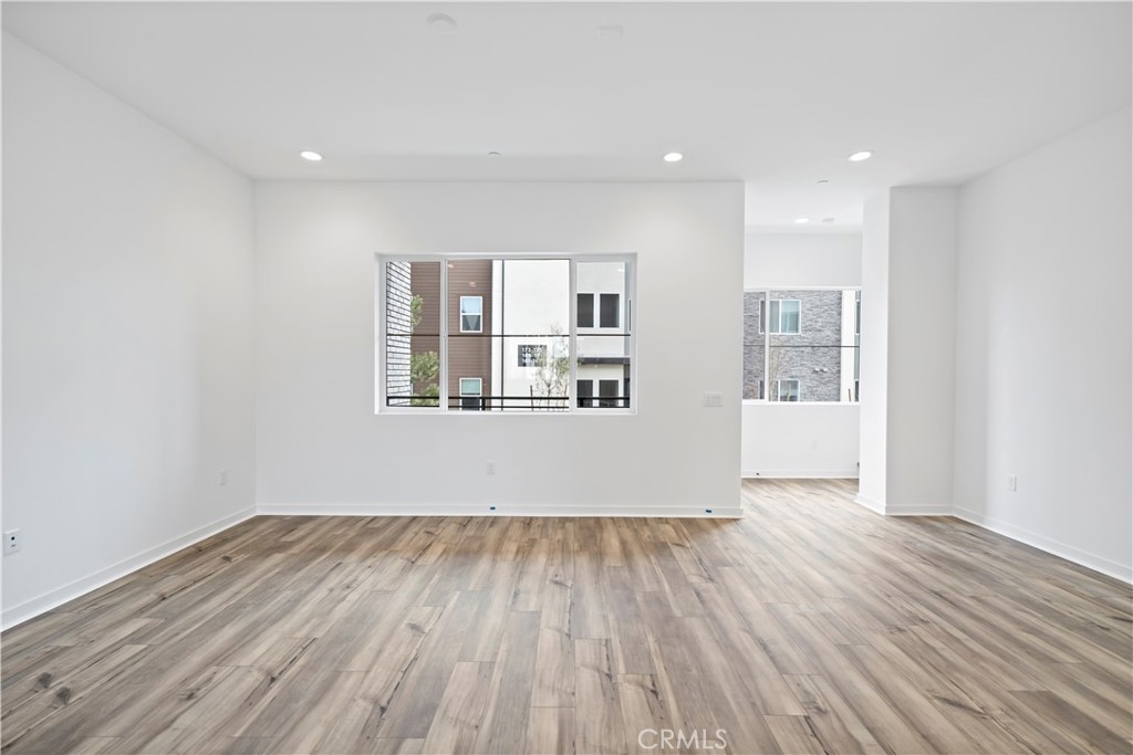 Polaris - Residential