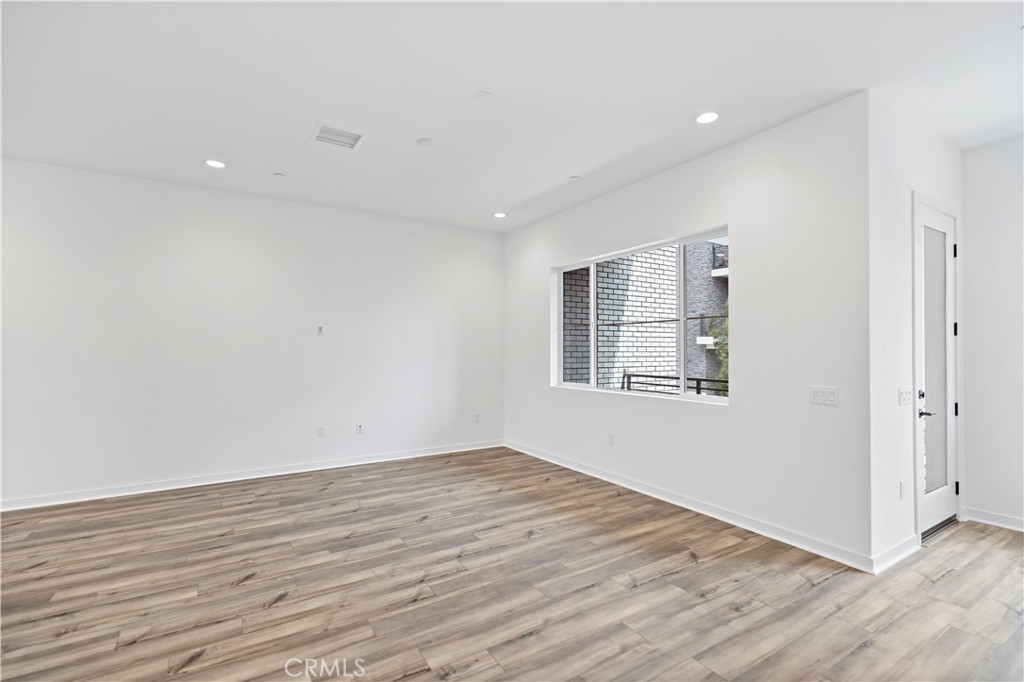 Polaris - Residential