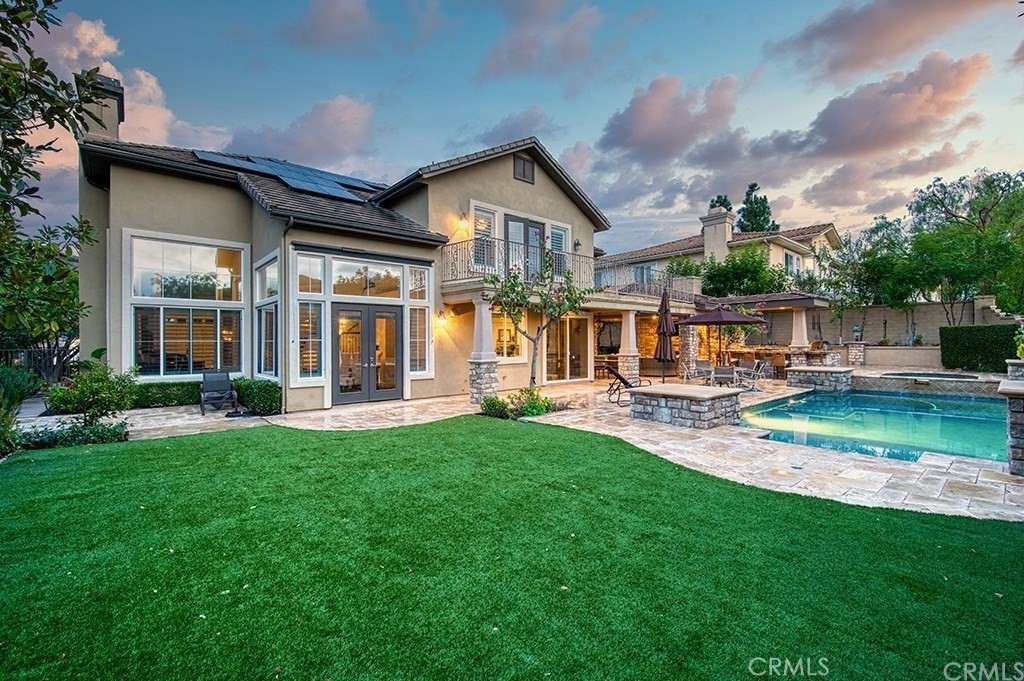23 Van Gogh Way