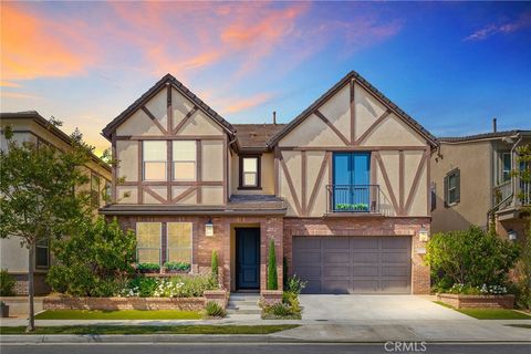 2029 Picasso Santa Ana CA 92704