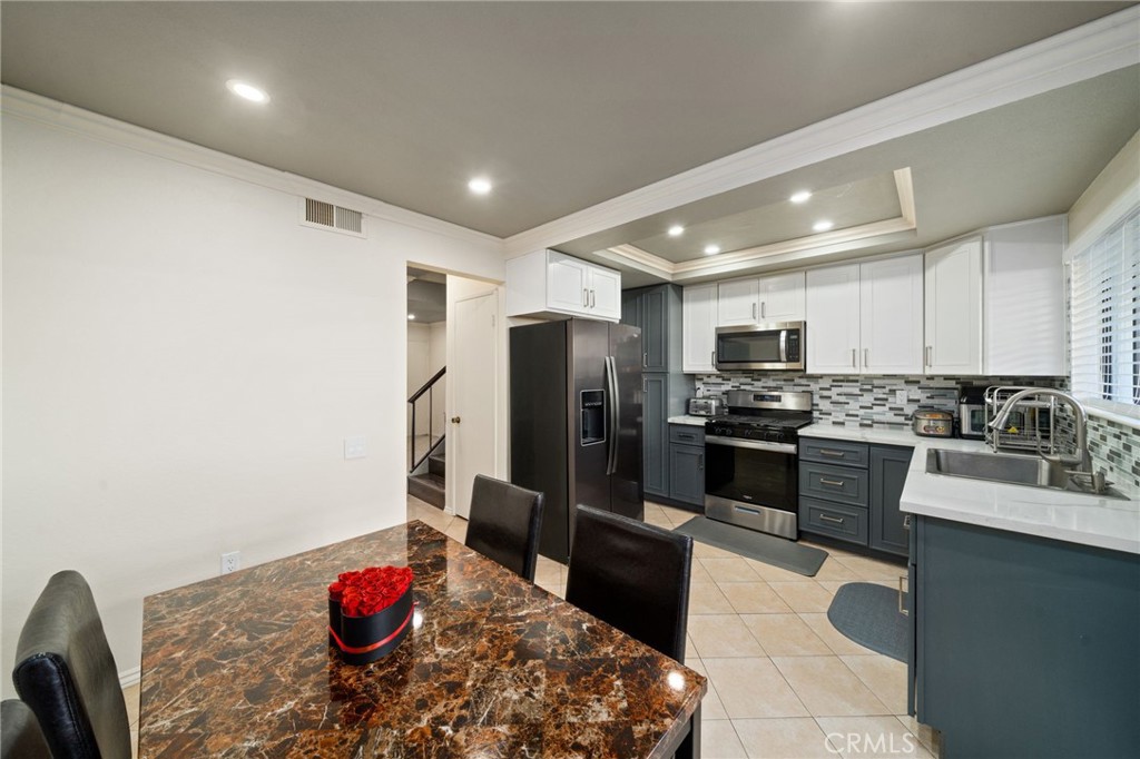 2443 Deodar Street 2