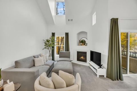 Photo of 1300 Riva Drive #7, West Sacramento, CA 95691 (MLS # ML82029880)