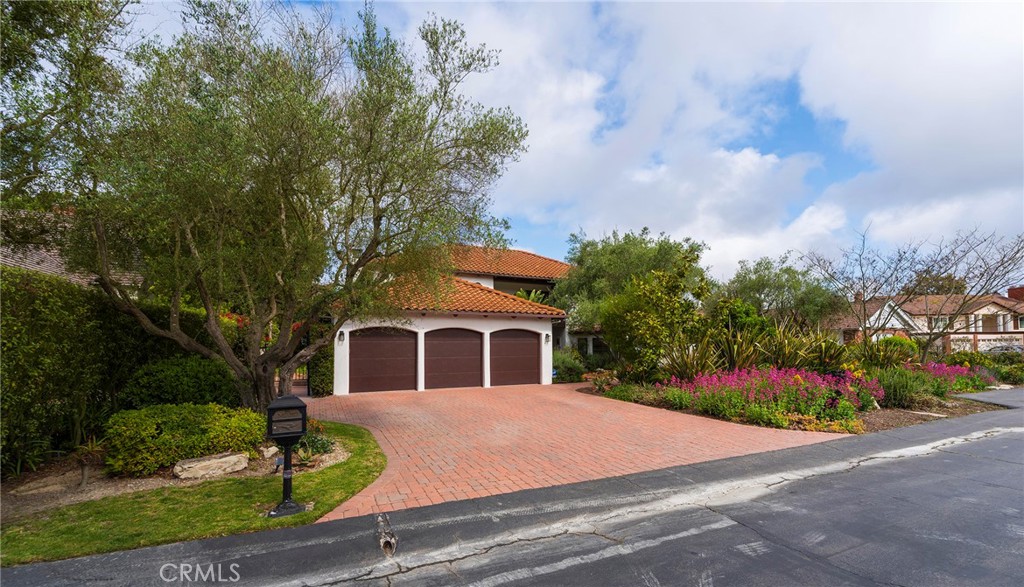 23 Country Meadow Road