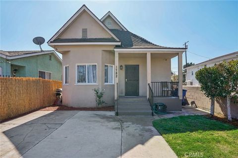 1782 W 36th Los Angeles CA 90018