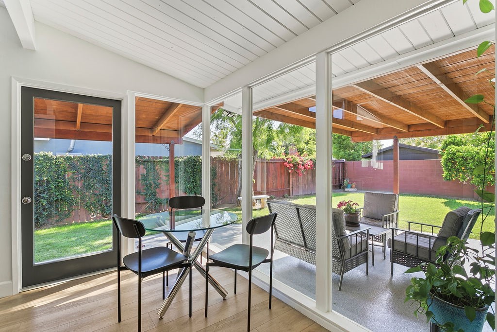 2214 N Spruce Street