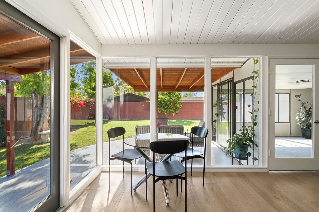 2214 N Spruce Street