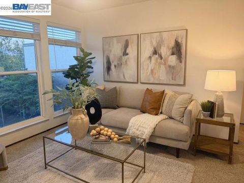 Photo of 1851 Harrison St #15, Concord, CA 94520 (MLS # 41136768)
