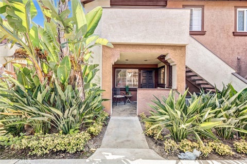 Photo of 10 Flor De Mar, Rancho Santa Margarita, CA 92688 (MLS # OC26163786)