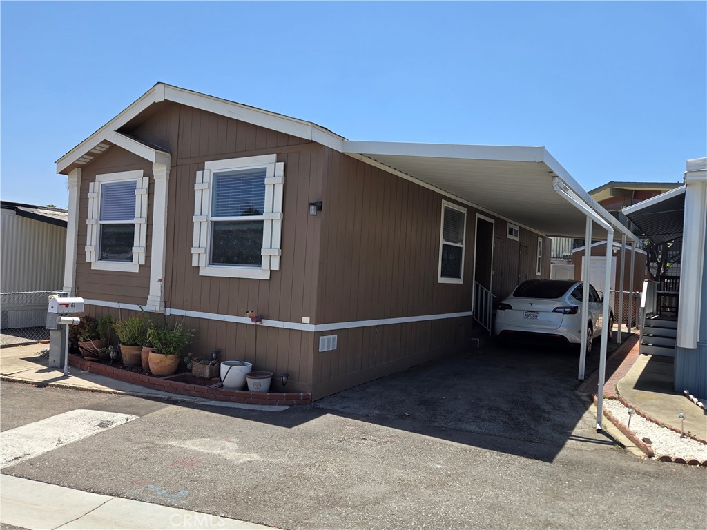 1731 W LAMBERT 61
