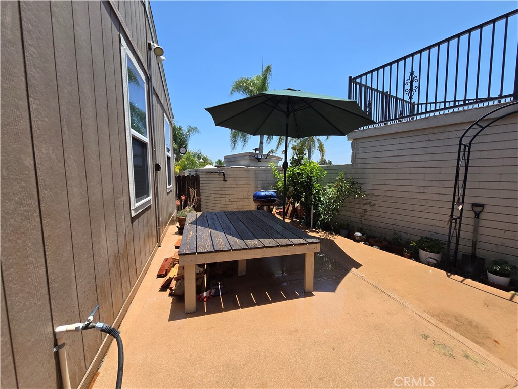 1731 W LAMBERT 61