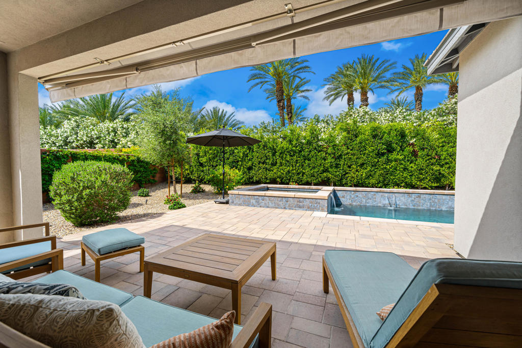 51315 Pinnacle Vista Drive