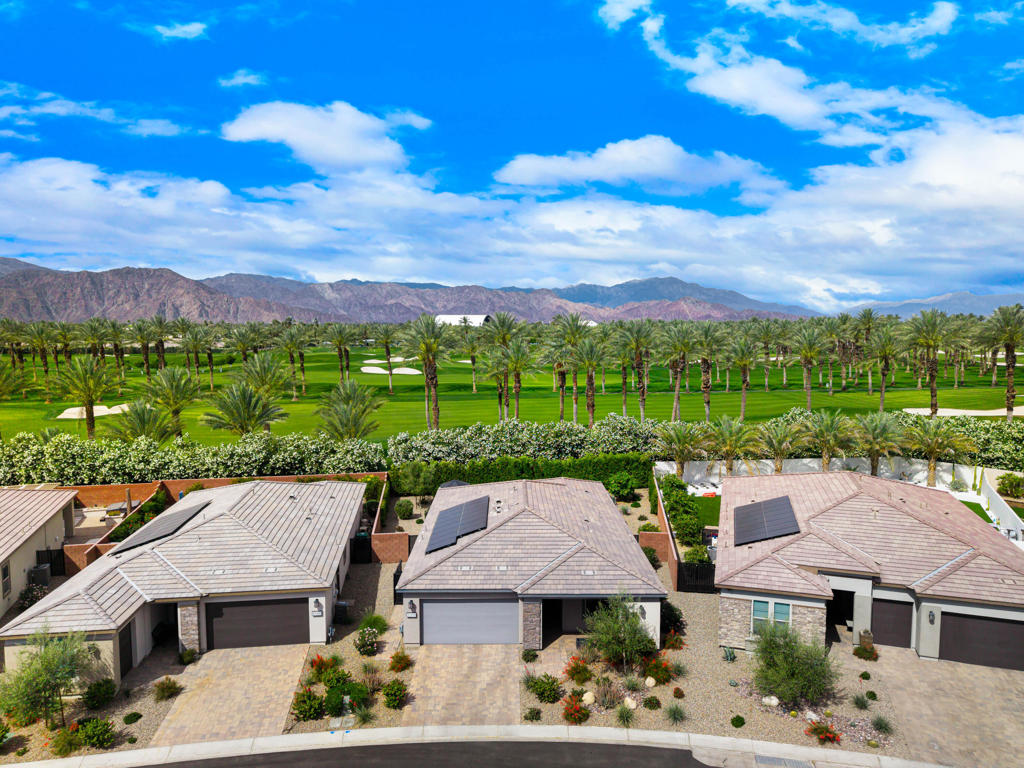 51315 Pinnacle Vista Drive