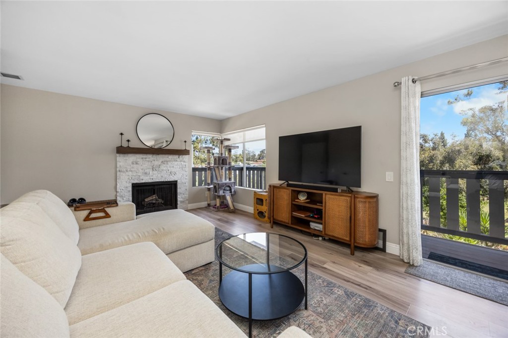 543 S Walnut Street 11