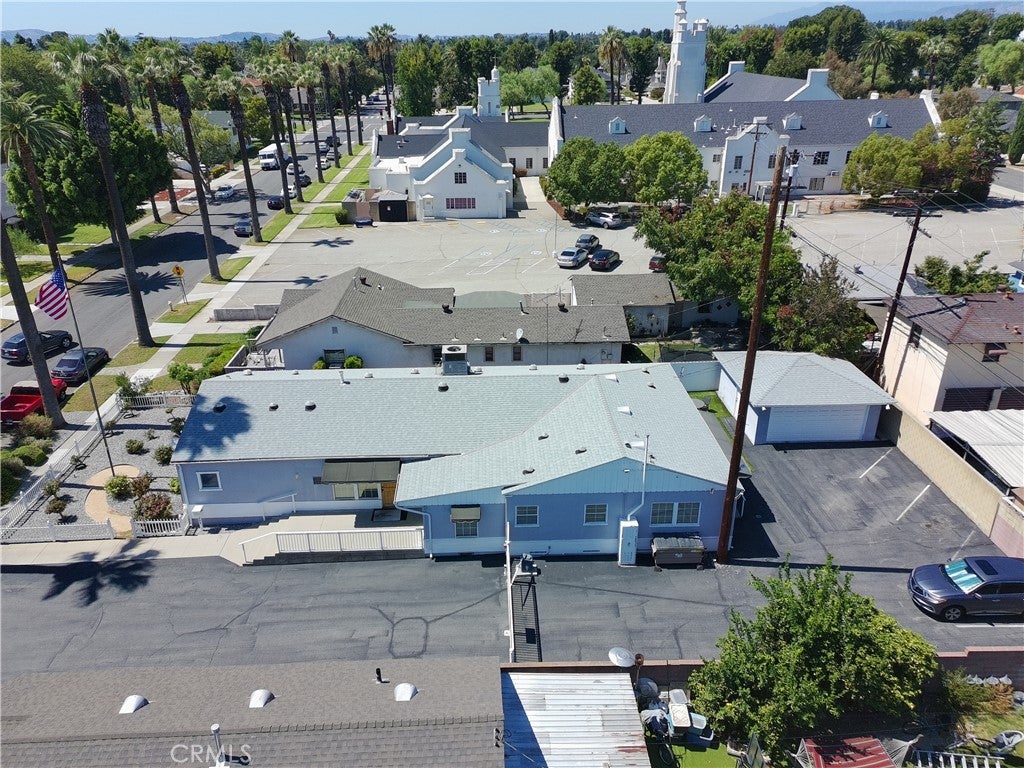 209 E  I st