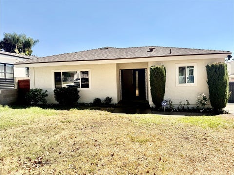 Photo of 1216 Alameda Avenue, Glendale, CA 91201 (MLS # SR26220896)