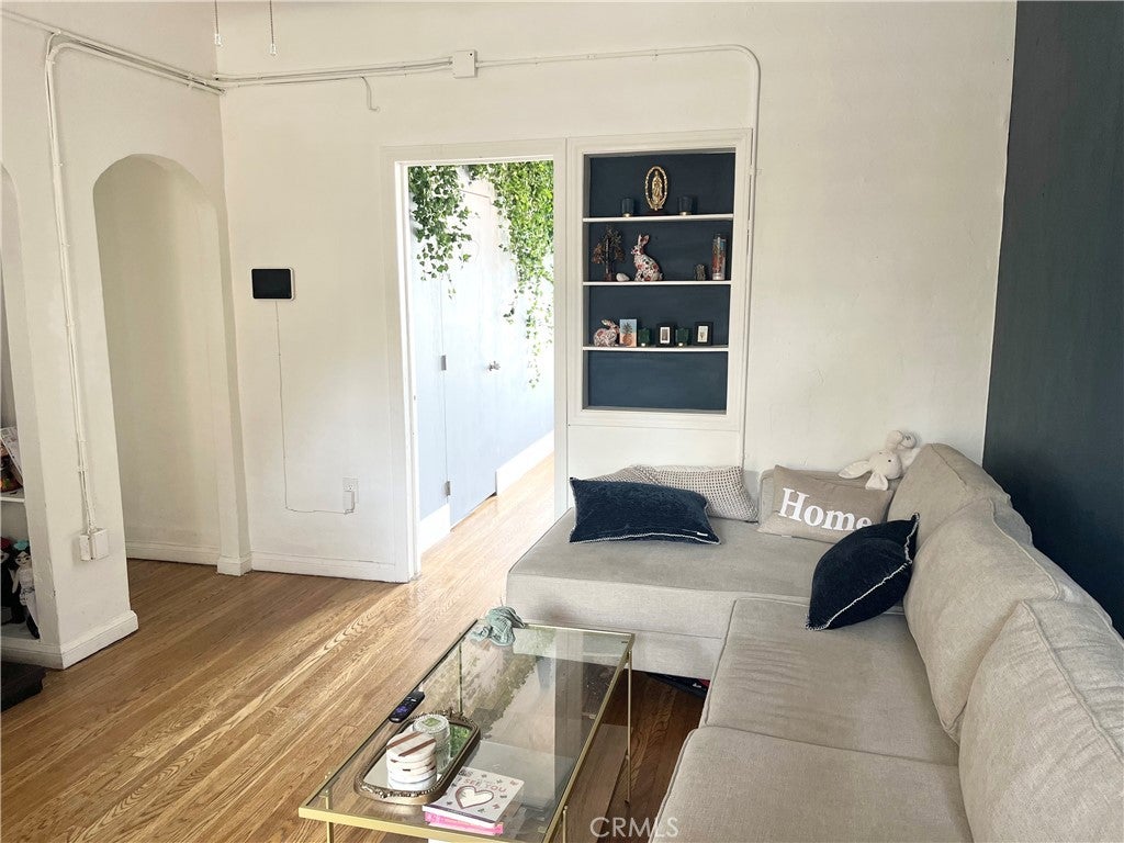 800 Pacific Avenue 305