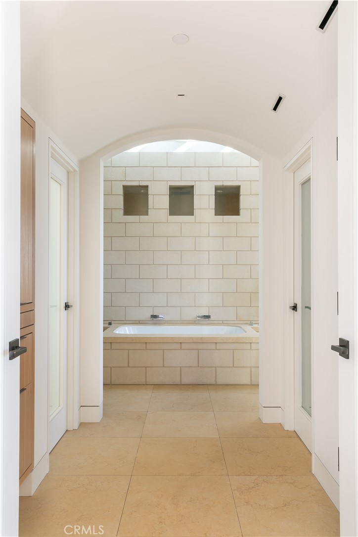 Emerald Bay (EB) - Residential