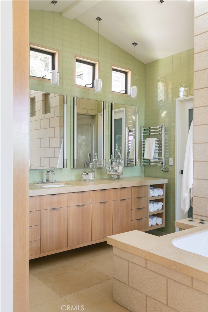 Emerald Bay (EB) - Residential