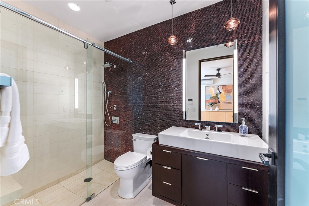 Emerald Bay (EB) - Residential