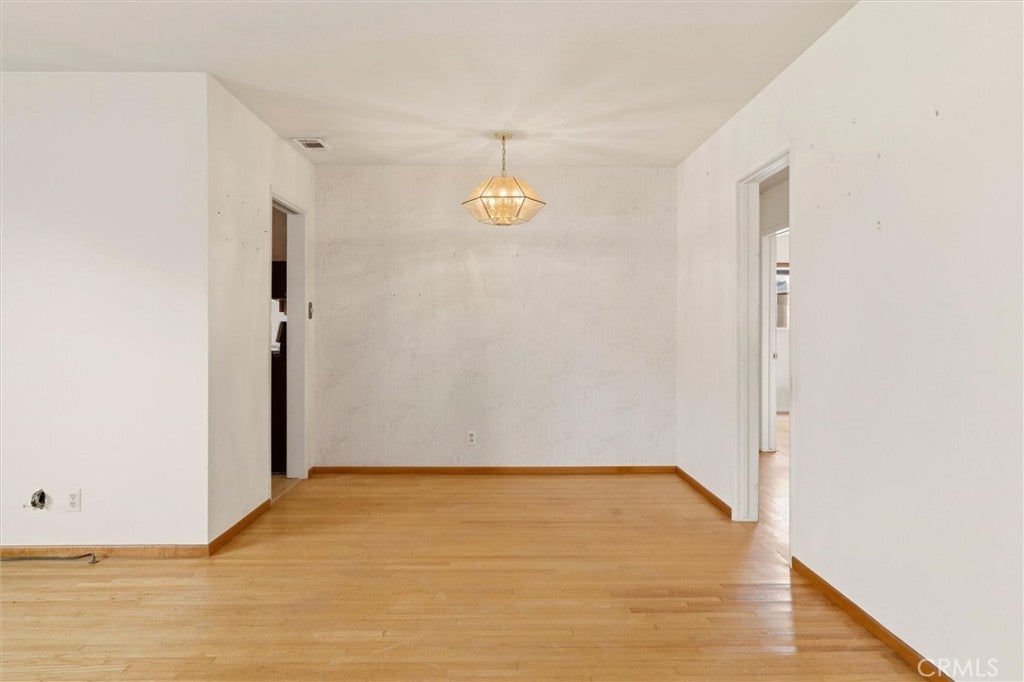 5225 Lenore