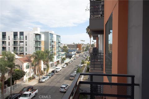 Photo of 955 Fedora Street #411, Los Angeles, CA 90006 (MLS # PT26160239)