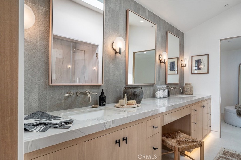 Ocean Vista Custom (OV) - Residential Lease