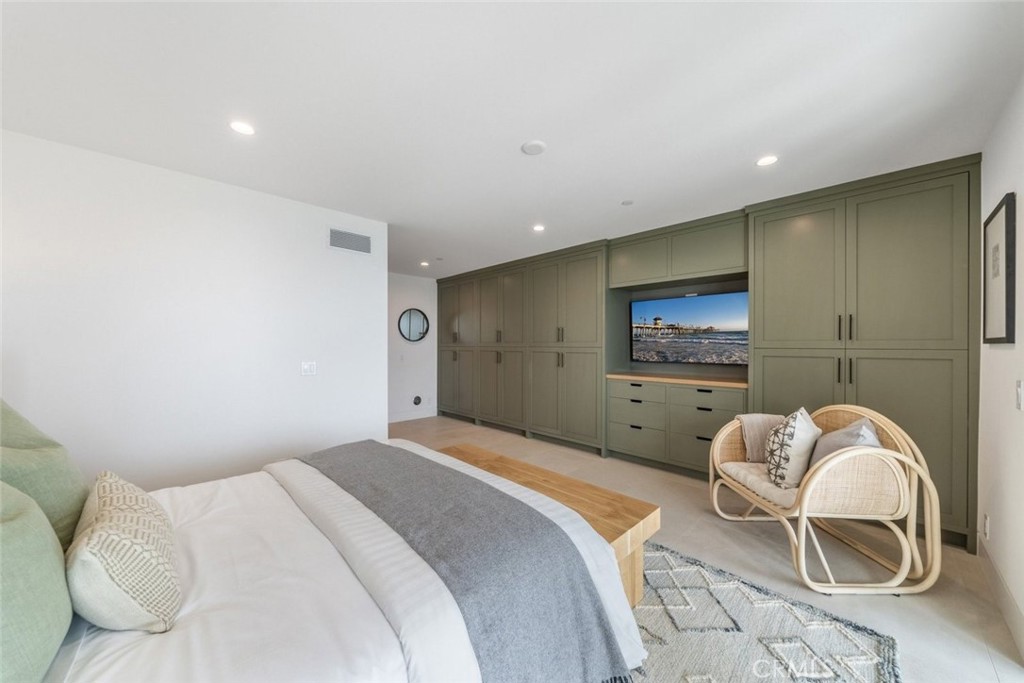Ocean Vista Custom (OV) - Residential Lease