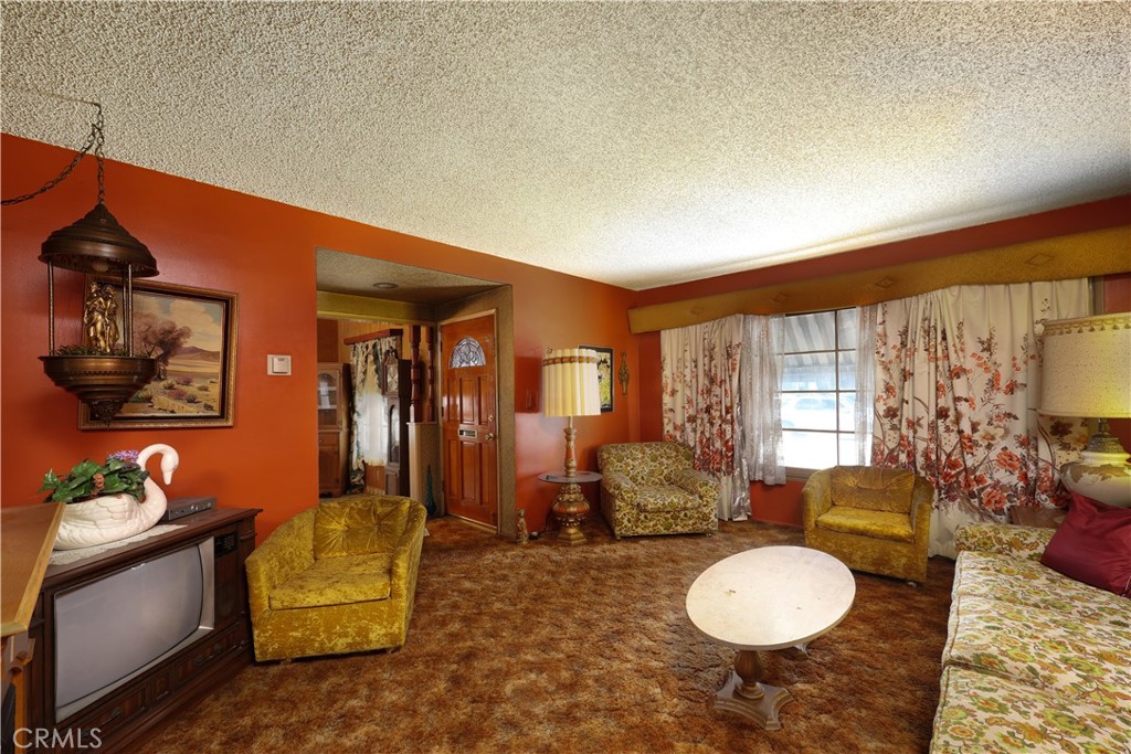 8548 Paramount Boulevard