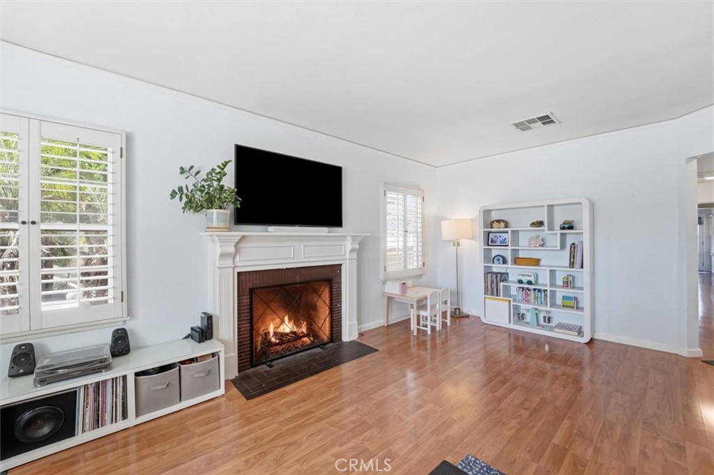 2840 Magnolia