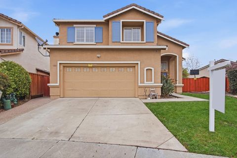 Photo of 1294 1294 Dover Ln Ln, Tracy, CA 95377 (MLS # 41122063)