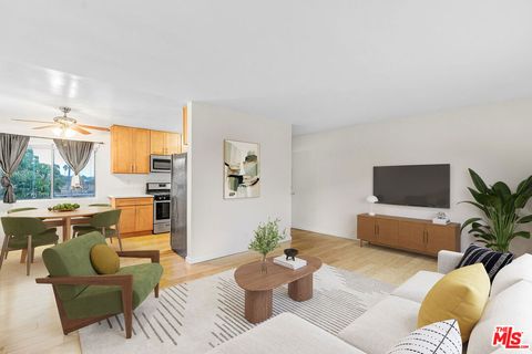 Photo of 2637 S Centinela Avenue #26, Santa Monica, CA 90405 (MLS # 25620637)