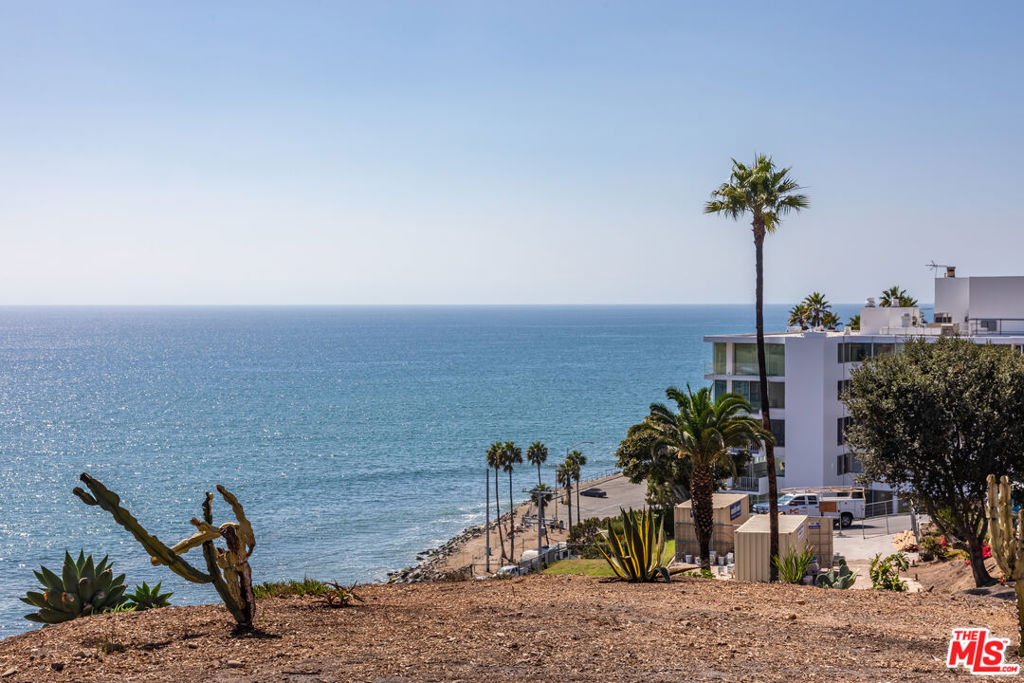 Edgewater Towers - Residential