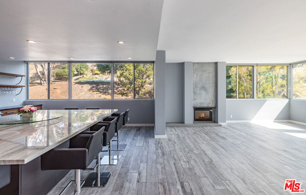 Edgewater Towers - Residential