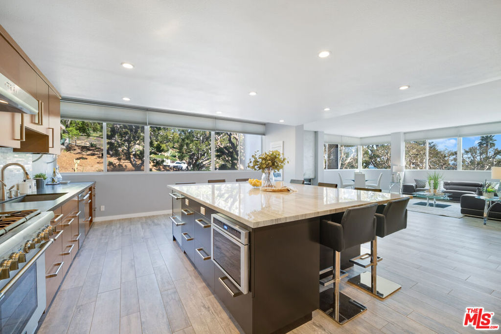 Edgewater Towers - Residential